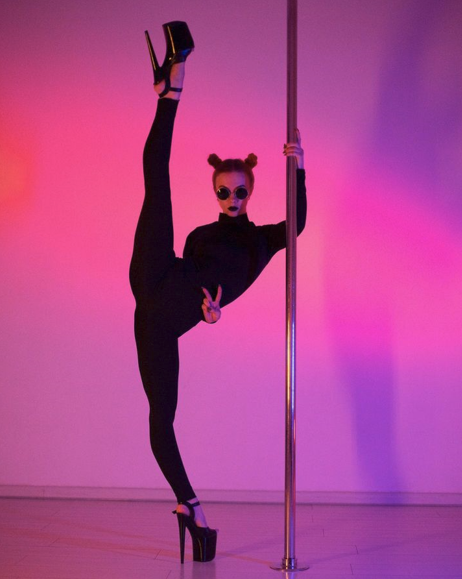 [BurnYourHeels] Леся Лесикова - Курс по растяжке (2022)